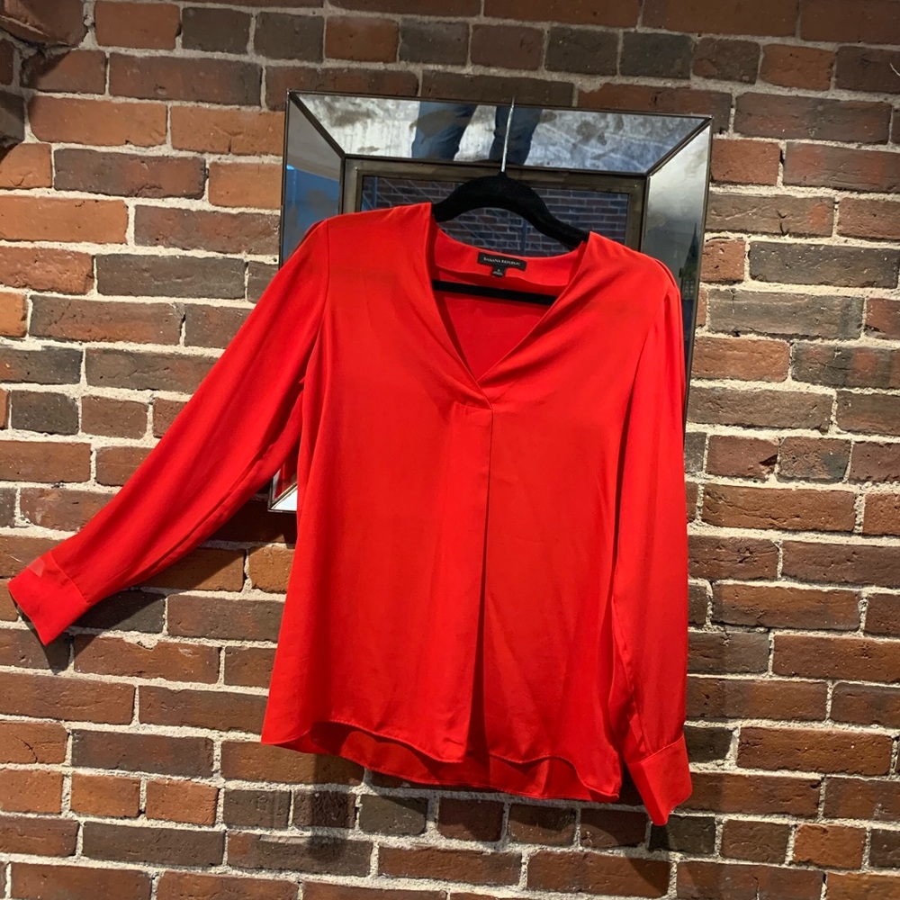 Banana Republic long sleeve blouse